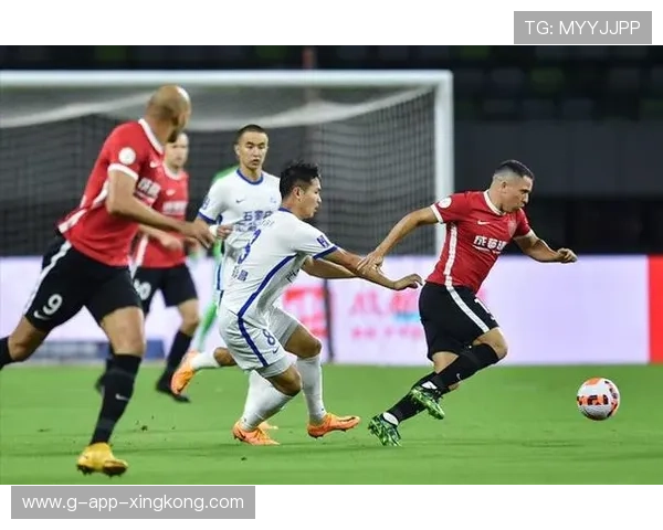 成都蓉城中路突击找准时间点,制造一连串险情 成都蓉城中路突击找准时间点,制造一连串险情