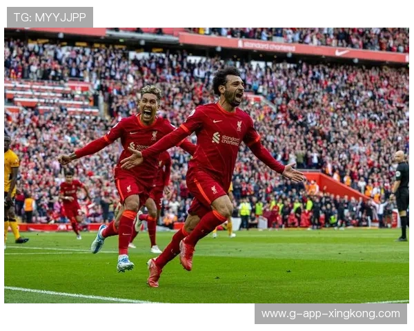 英超利物浦边路穿插连连得分，比赛进入高潮